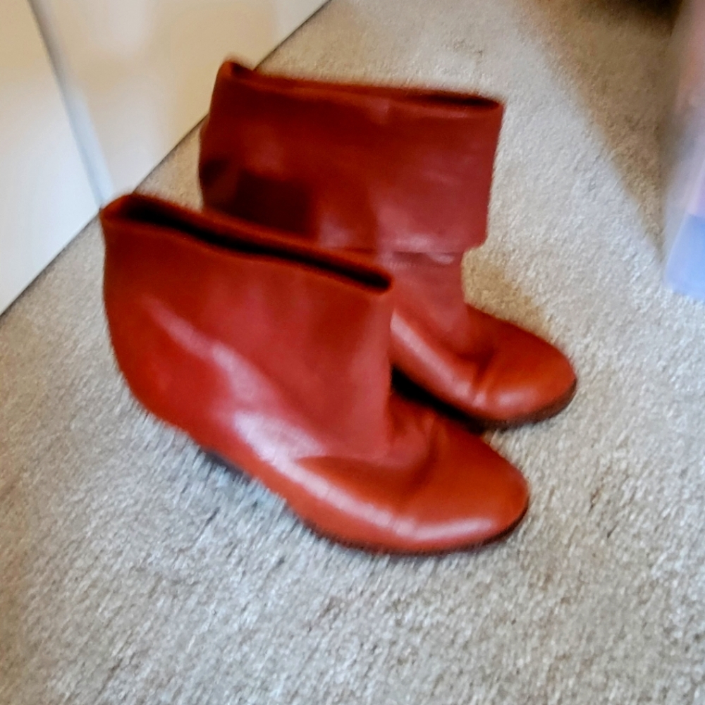 Brown boots